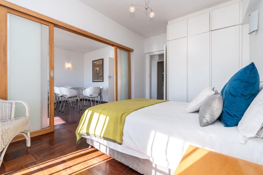 2 Bedroom Property for Sale in Sea Point Western Cape